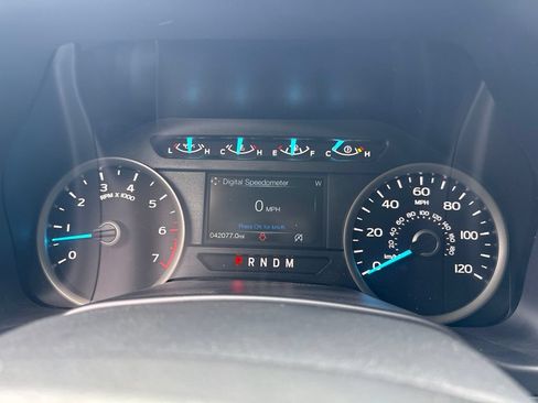 Used 2020 Ford F150 XLT w/ Equipment Group 302A Luxury AWD/4WD image 19