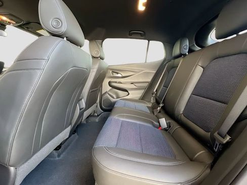 New 2026 Buick Envista Sport Touring w/ Convenience I Package FWD image 17