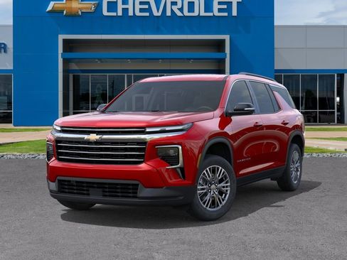 New 2026 Chevrolet Traverse LT w/ Driver Confidence Package FWD image 6