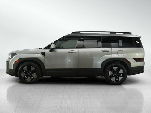 Used 2025 Hyundai Santa Fe SEL image 3