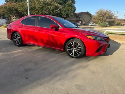 Used 2020 Toyota Camry SE w/ Convenience Package