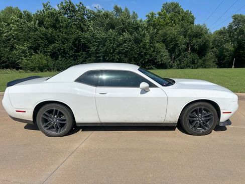 Used 2019 Dodge Challenger GT AWD/4WD image 6