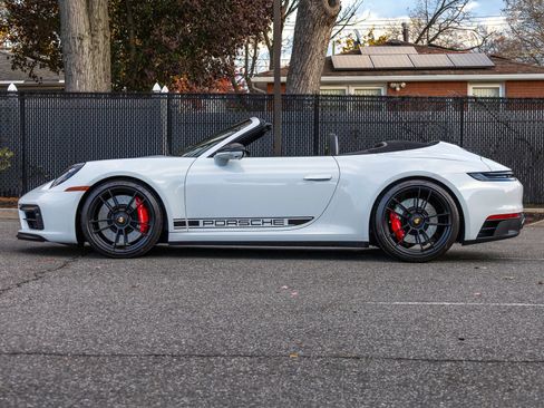 Used 2024 Porsche 911 Carrera 4 GTS image 24