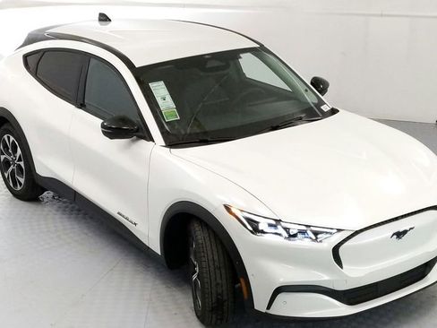 New 2024 Ford Mustang Mach-E Select w/ Comfort Package Lite image 2