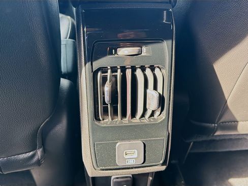 Used 2024 Jeep Compass Limited image 22