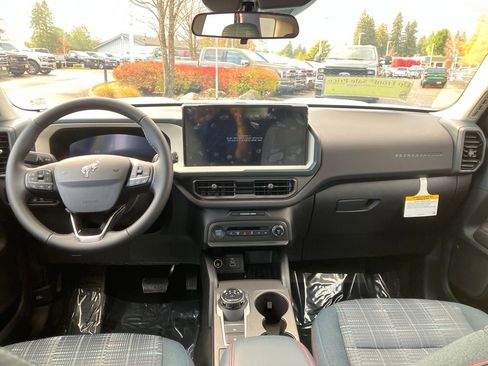 New 2025 Ford Bronco Sport Heritage w/ Convenience Package image 15