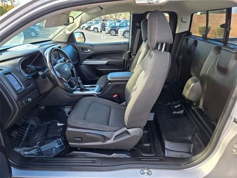 Used 2022 Chevrolet Colorado LT w/ Fleet Safety Package image 14