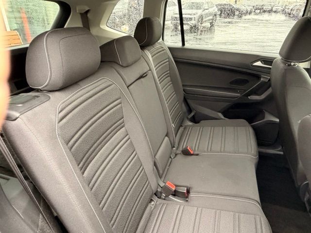 Certified 2024 Volkswagen Tiguan S FWD image 15