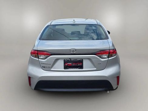 Used 2023 Toyota Corolla LE FWD image 6