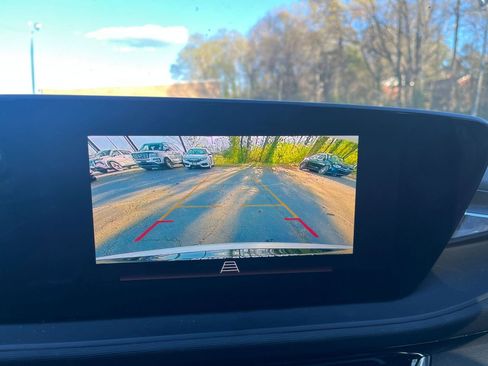 Used 2025 Buick Envista Sport Touring image 22