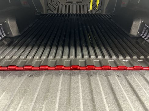 Used 2023 Chevrolet Silverado 1500 LT w/ Leather Package image 24