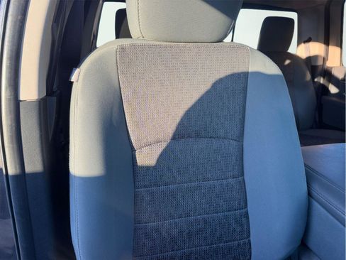 Used 2014 RAM 1500 Big Horn image 35