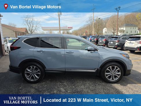 Used 2022 Honda CR-V Touring image 4