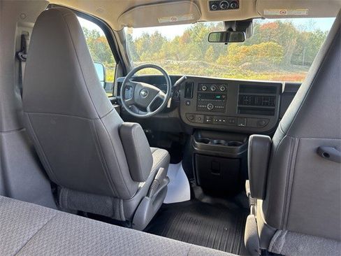 Used 2024 Chevrolet Express 3500 LT w/ LT Preferred Equipment Group image 43