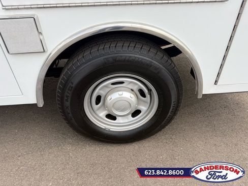 Used 2025 Ford F250 XL RWD image 25