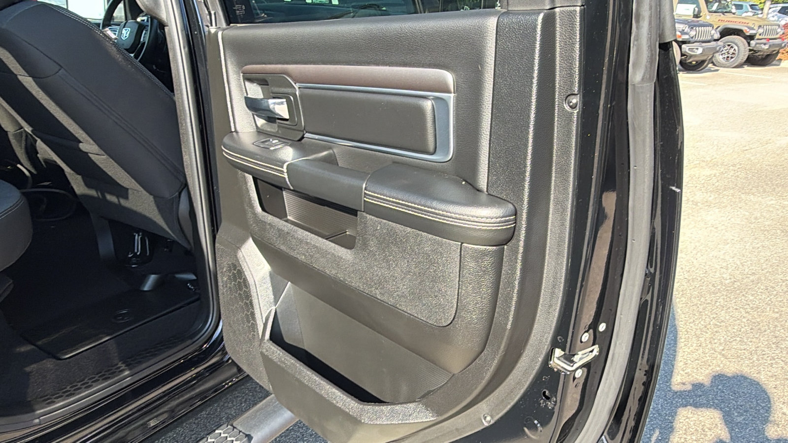 Used 2024 RAM 1500 Warlock w/ Electronics Group AWD/4WD image 20