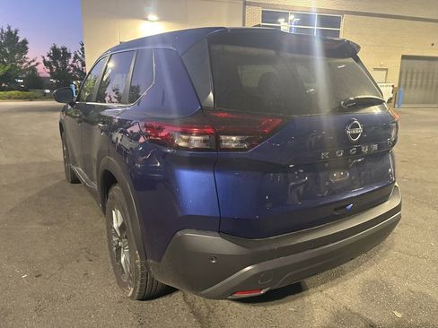 Used 2023 Nissan Rogue S FWD image 16