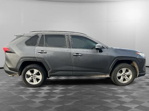 Used 2021 Toyota RAV4 XLE w/ XLE Grade Weather Package image 8