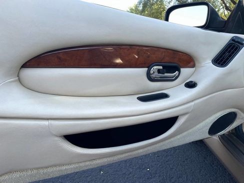 Used 2003 Aston Martin DB7 Vantage image 54