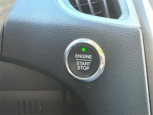 Used 2022 Ford Edge SEL w/ Sport Appearance Package image 35