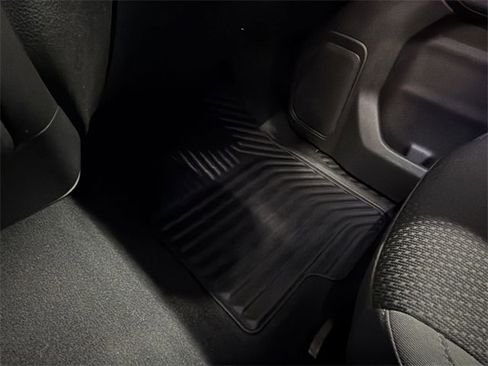 Certified 2021 Chevrolet Silverado 1500 Custom image 33