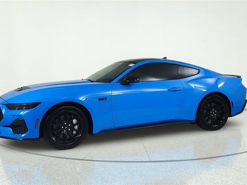 Used 2024 Ford Mustang GT Premium RWD image 2