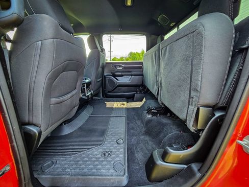 Used 2025 RAM 1500 Big Horn AWD/4WD image 37