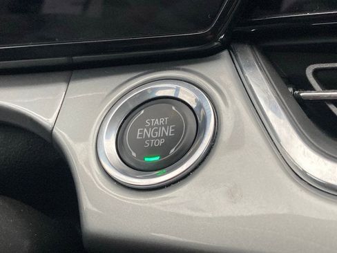 Used 2025 Chevrolet Trax LT image 24