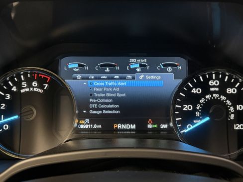 Used 2019 Ford F150 Lariat image 19