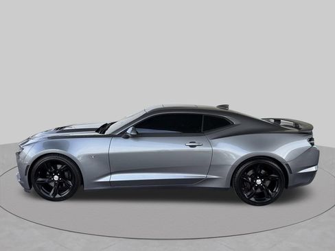 Used 2019 Chevrolet Camaro SS RWD image 6
