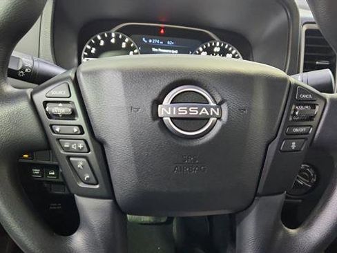 Used 2024 Nissan Frontier SV w/ Technology Package image 17