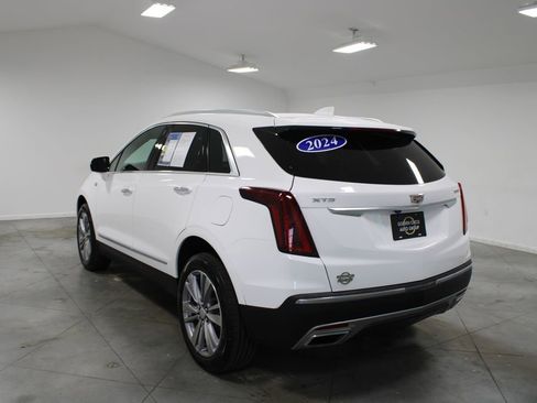 Used 2024 Cadillac XT5 Premium Luxury FWD image 7