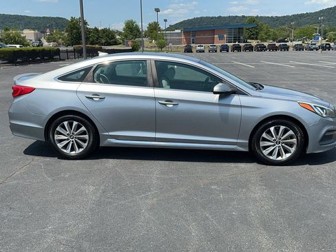Used 2015 Hyundai Sonata Sport FWD image 4