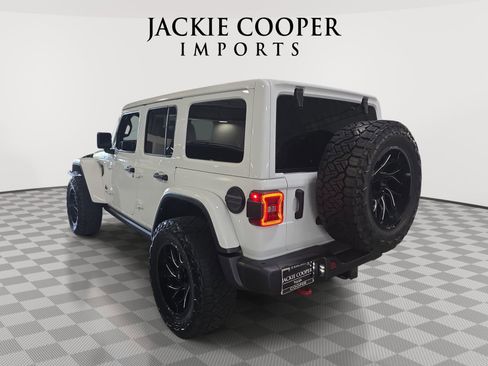 Used 2020 Jeep Wrangler Unlimited Rubicon AWD/4WD image 7