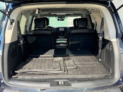 Used 2021 INFINITI QX80 Luxe w/ All-Season Package image 19