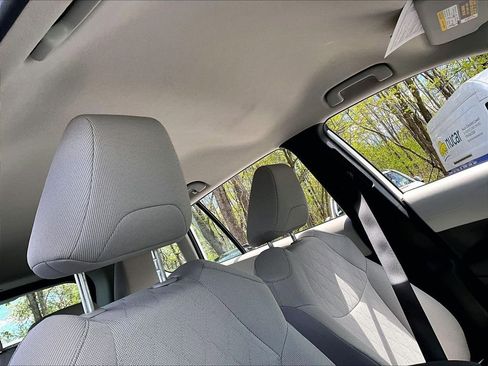 Used 2026 Toyota Corolla Cross L FWD image 22