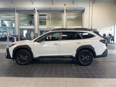 Used 2024 Subaru Outback Onyx Edition AWD/4WD image 4