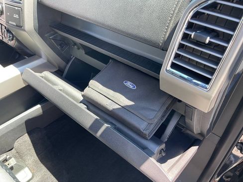 Used 2016 Ford F150 Lariat AWD/4WD image 38