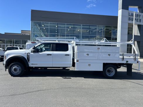 New 2026 Ford F550 4x4 Crew Cab image 3