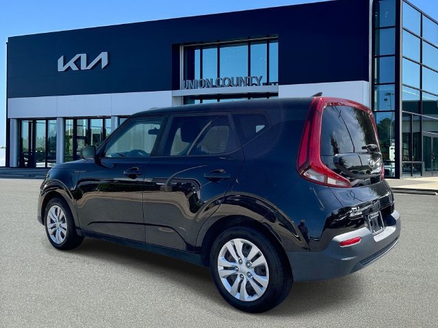 Used 2021 Kia Soul LX FWD image 4