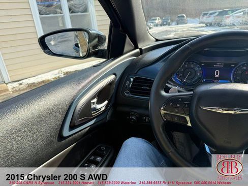 Used 2015 Chrysler 200 S w/ Navigation & Sound Group I image 18