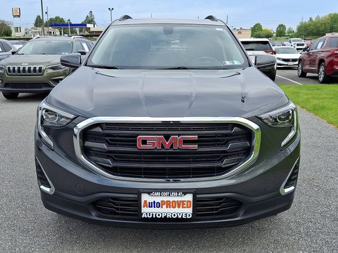 Used 2019 GMC Terrain SLE w/ Driver Convenience Package AWD/4WD image 2