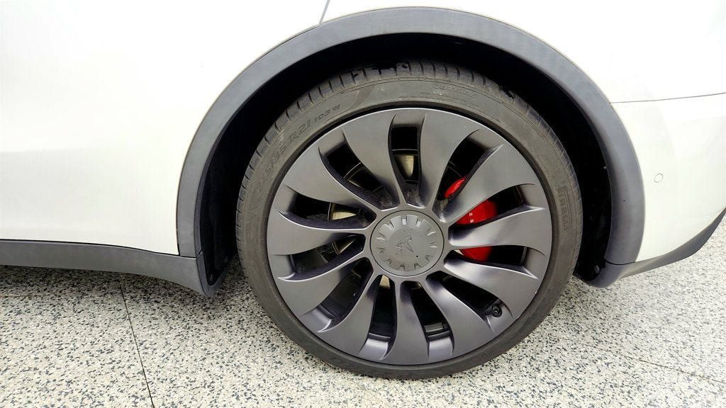 Used 2021 Tesla Model Y Performance AWD/4WD image 9