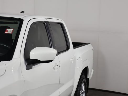 Used 2022 Nissan Frontier SV image 13