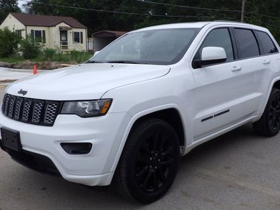 Used 2018 Jeep Grand Cherokee Altitude