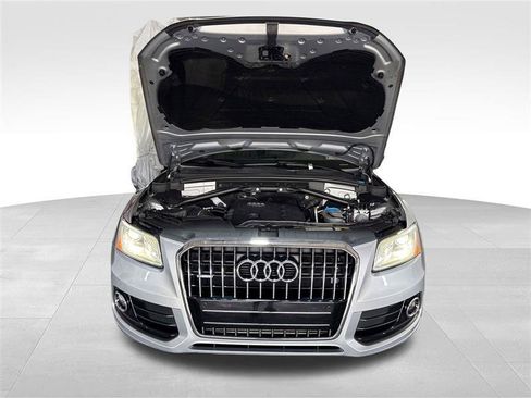 Used 2016 Audi Q5 2.0T Premium Plus w/ Technology Package AWD/4WD image 11