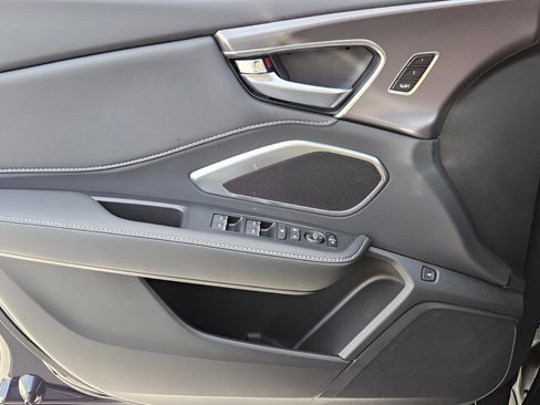 New 2025 Acura RDX Base image 31