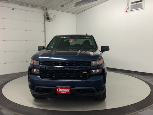 Used 2021 Chevrolet Silverado 1500 Custom AWD/4WD image 3