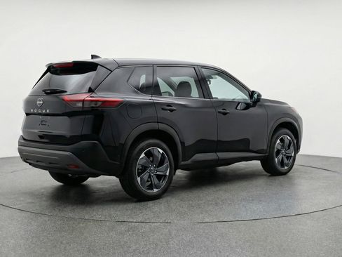 Used 2025 Nissan Rogue SV image 9