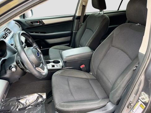 Used 2018 Subaru Outback 2.5i Premium AWD/4WD image 19